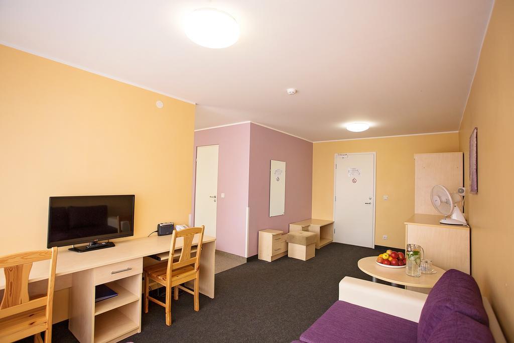 Hotel Varska Sanatorium Zimmer foto